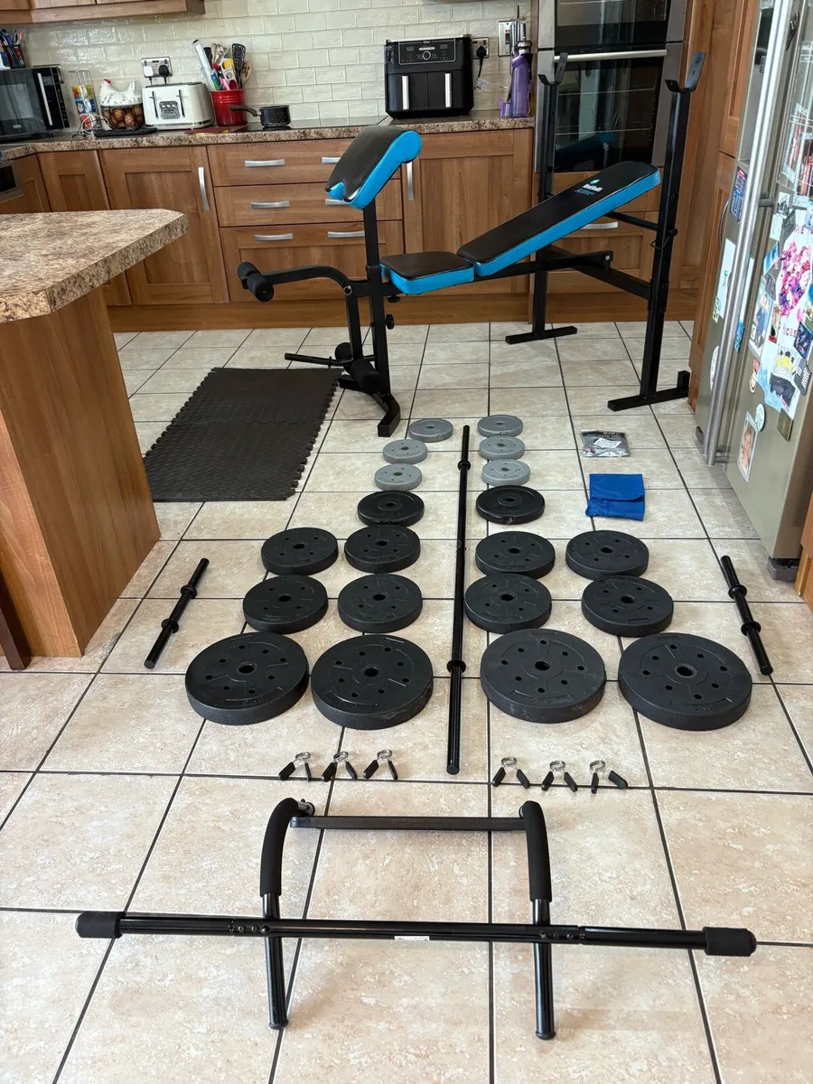 WEIGHT BENCH, CHJN UP, LEGS, WEIGHTS BARS ETC!! - Image 1