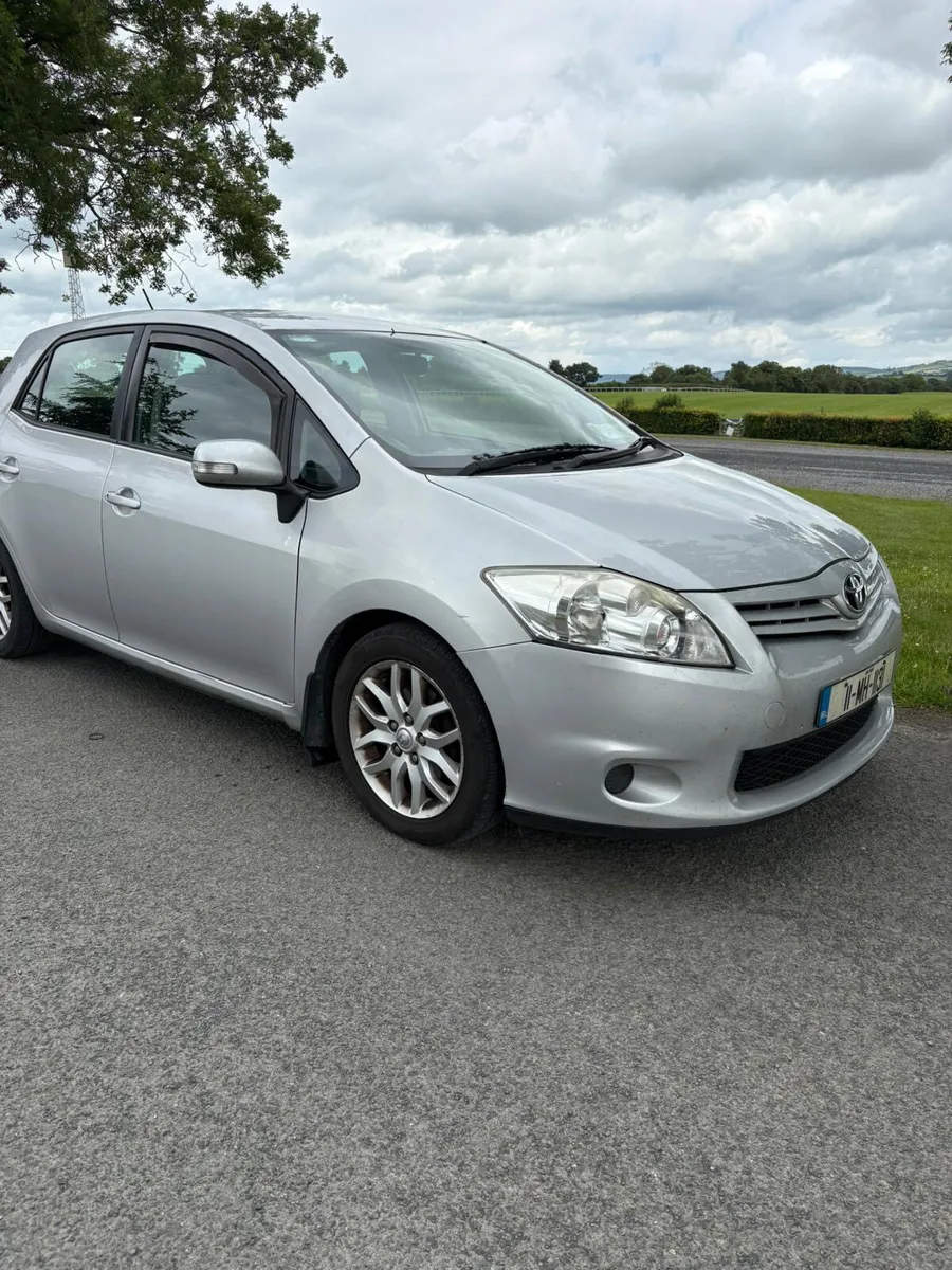 Toyota Auris 2011 diesel Trade sale - Image 1