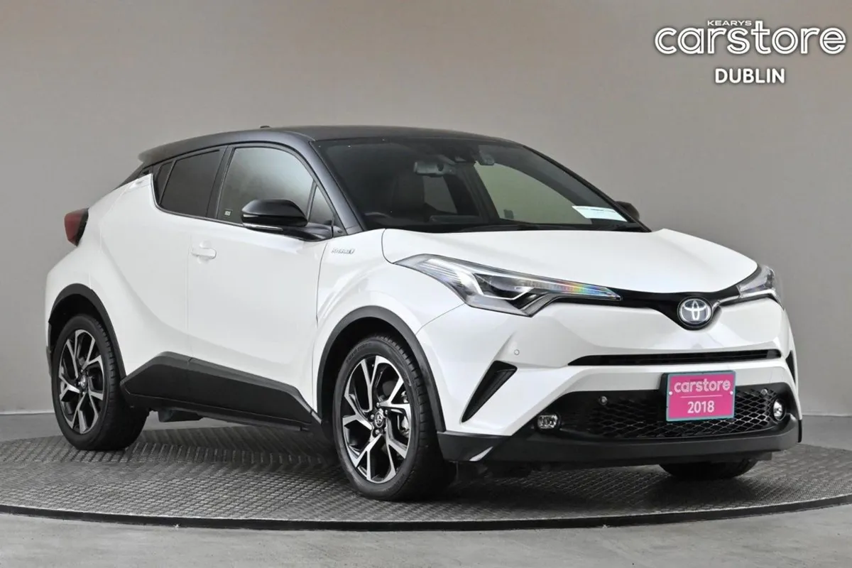 Toyota C-HR 1.8 Hybrid  2tone Roof half Leather 9 - Image 1