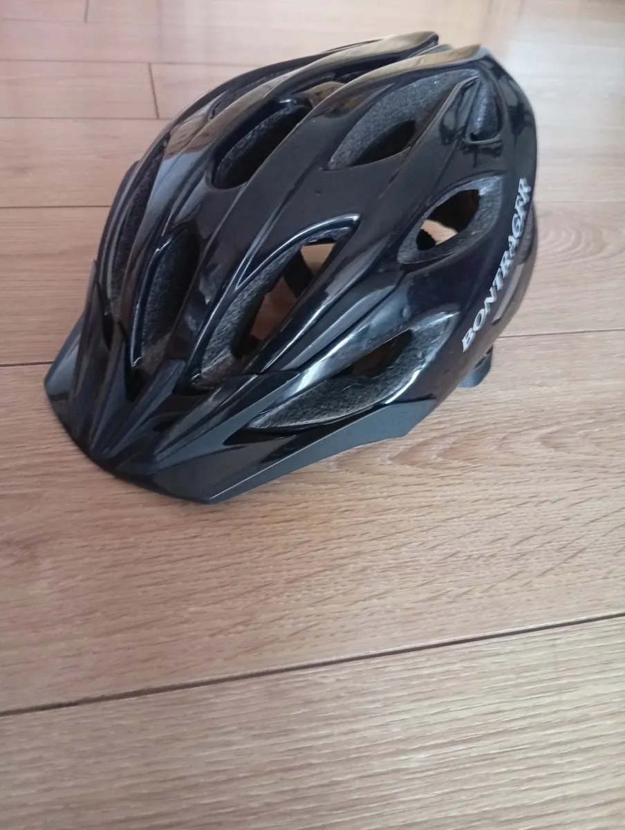 Quality Bicycle Helmet Bontrager - Image 1