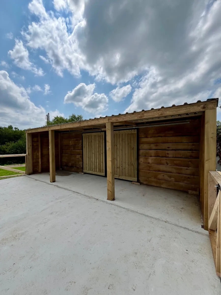 Stables - Image 4