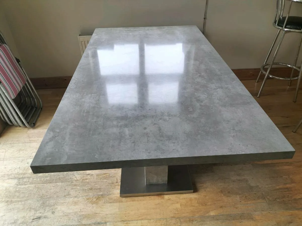 Kitchen Table & Chairs - Image 1