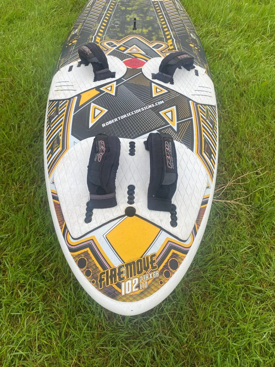 Windsurfing - Image 1