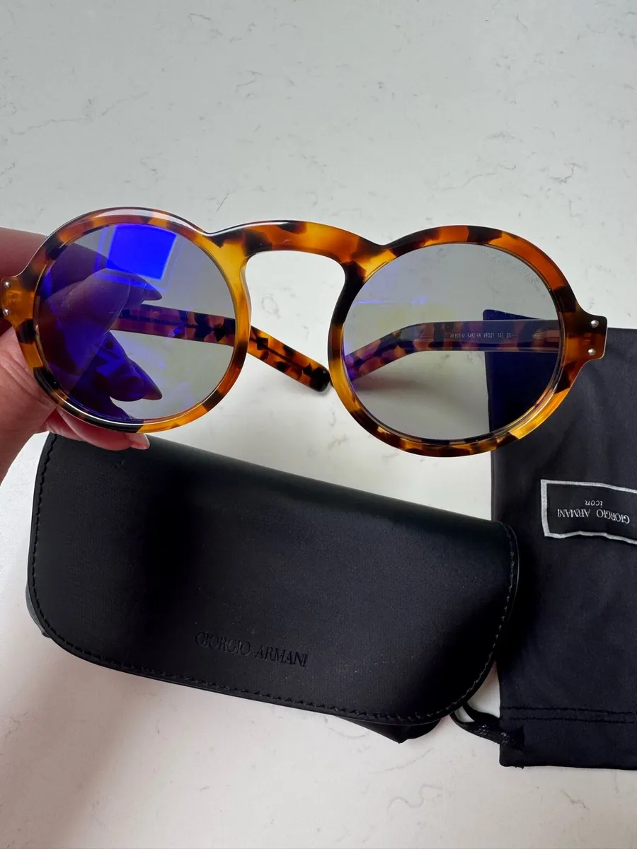 Sun glasses - Image 2