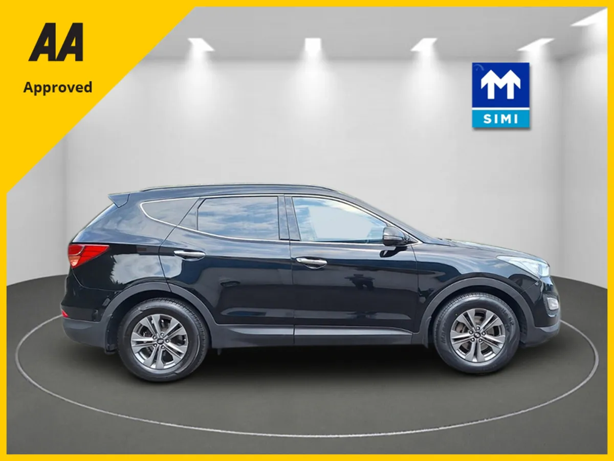 Hyundai Santa Fe 2WD COMFORT//7 Seat//Low Mileage/ - Image 3