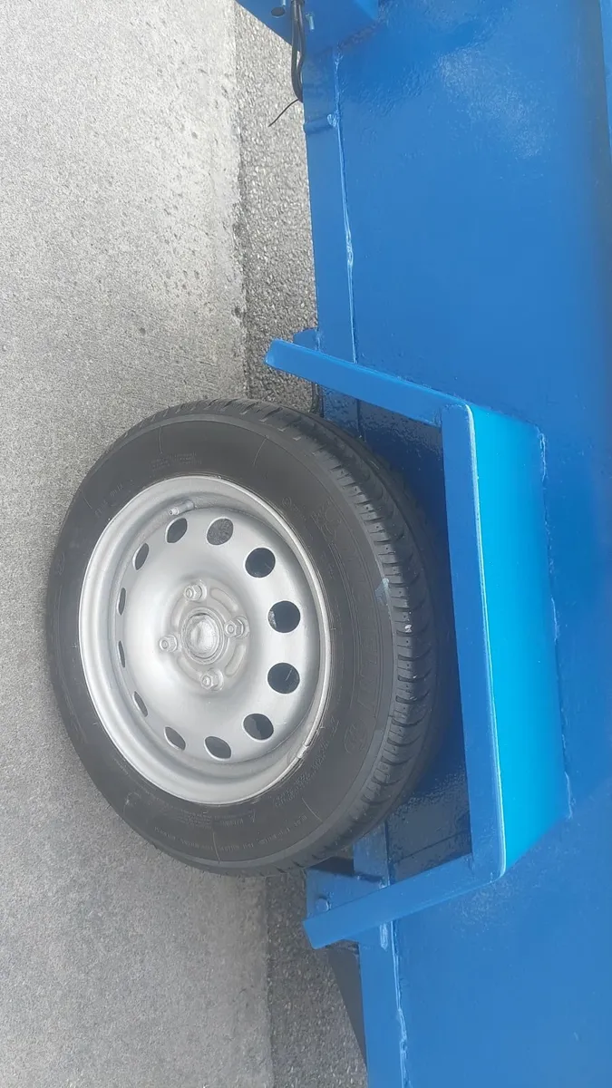 Car trailer - Image 3