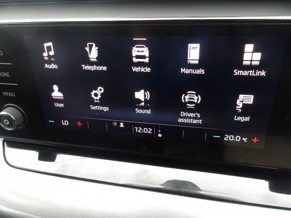 Skoda Octavia Octavia AMB 2.0tdi 115HP - Image 3