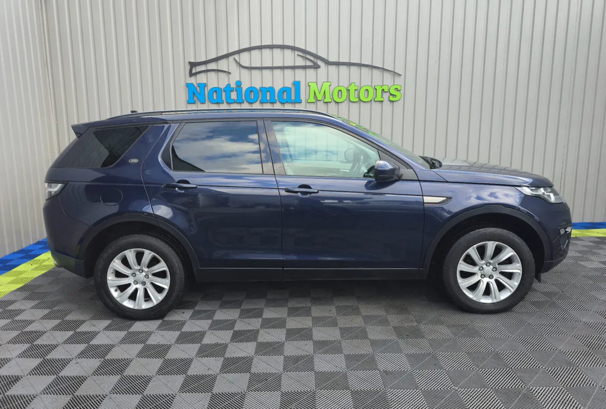 2016 Land Rover Discovery Sport 2.0 TD4 AUTO SE - Image 2