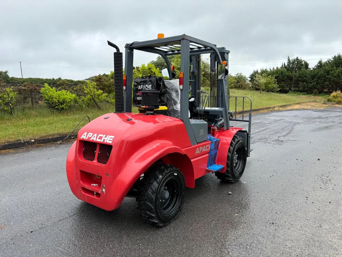2025 Apache CPCD35 Forklift - Image 3