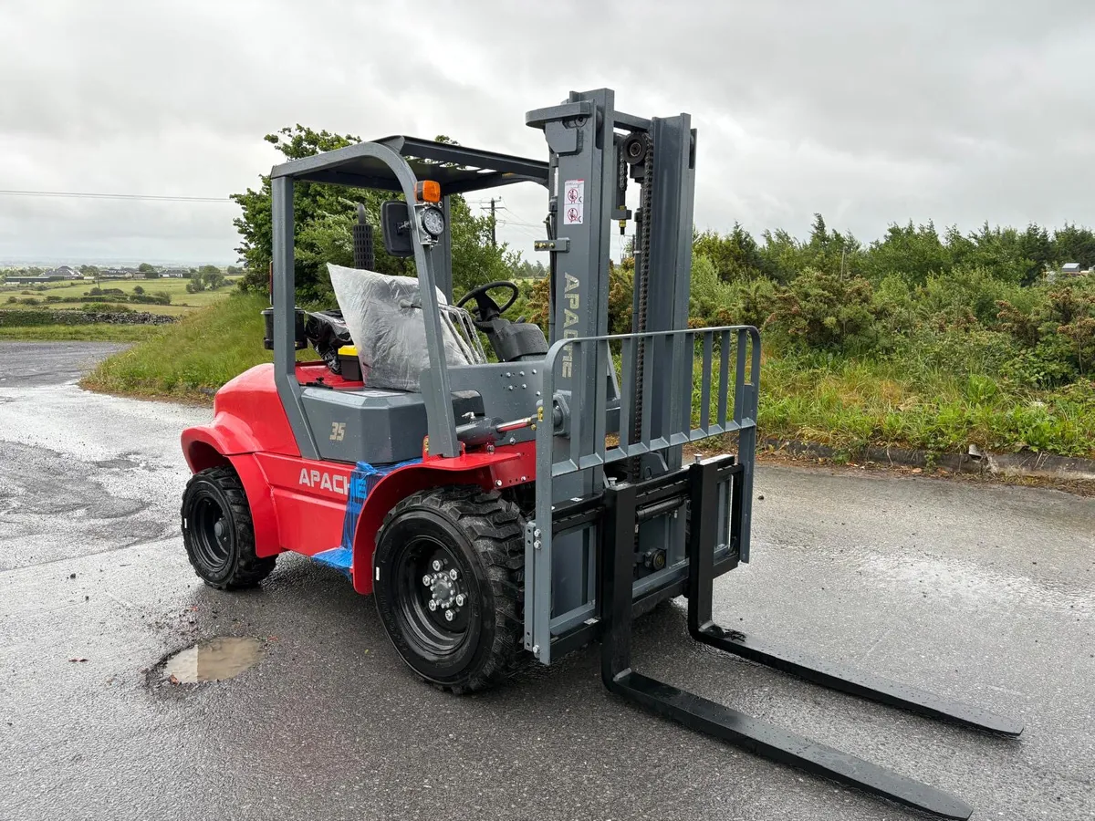 2025 Apache CPCD35 Forklift - Image 1