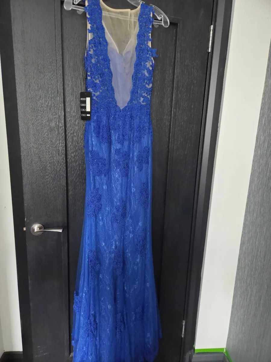 Debs dress - Image 2