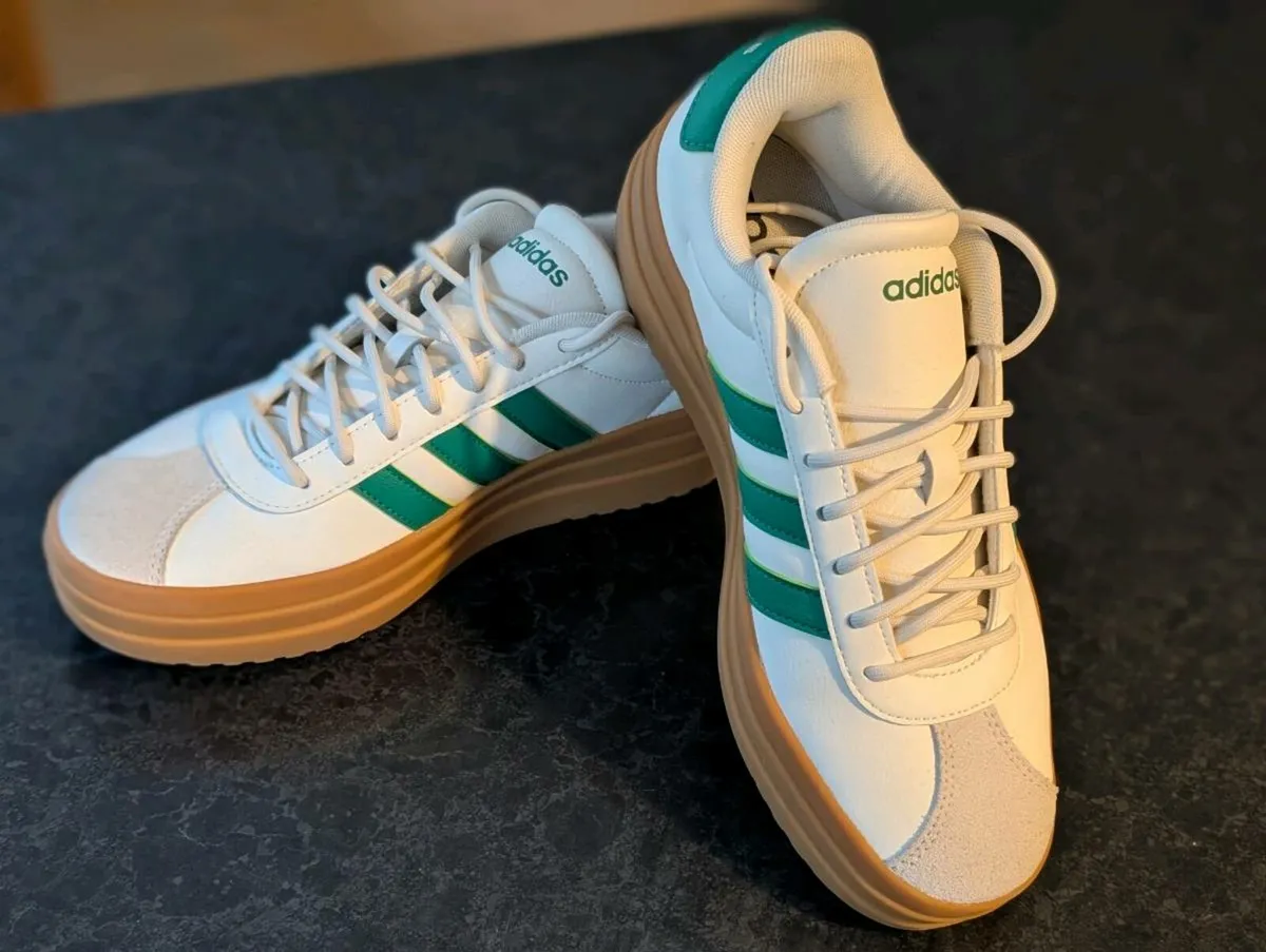 Adidas ladies trainers - Image 3
