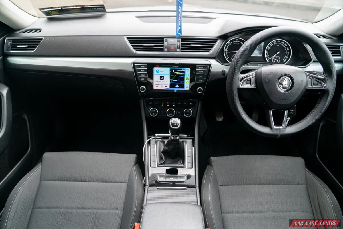🔥 2016 Skoda Superb 1.6 TDI 120 BHP 🔥 - Image 4