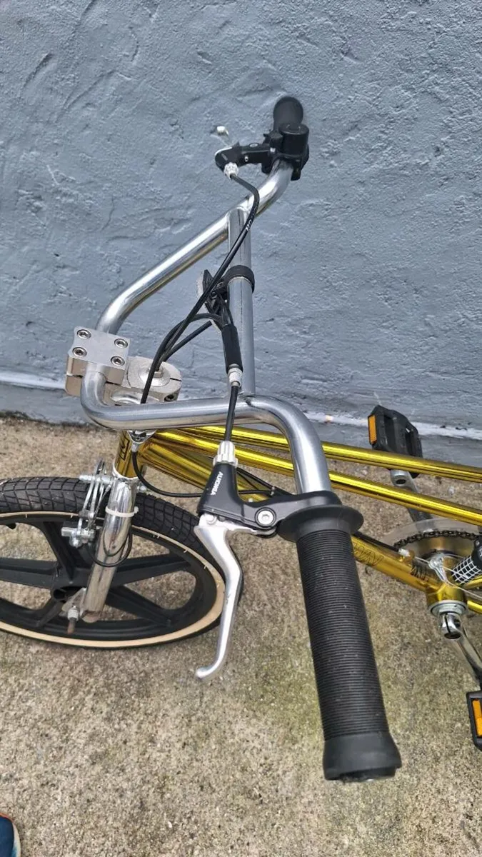 Bmx style kids bike - Image 3