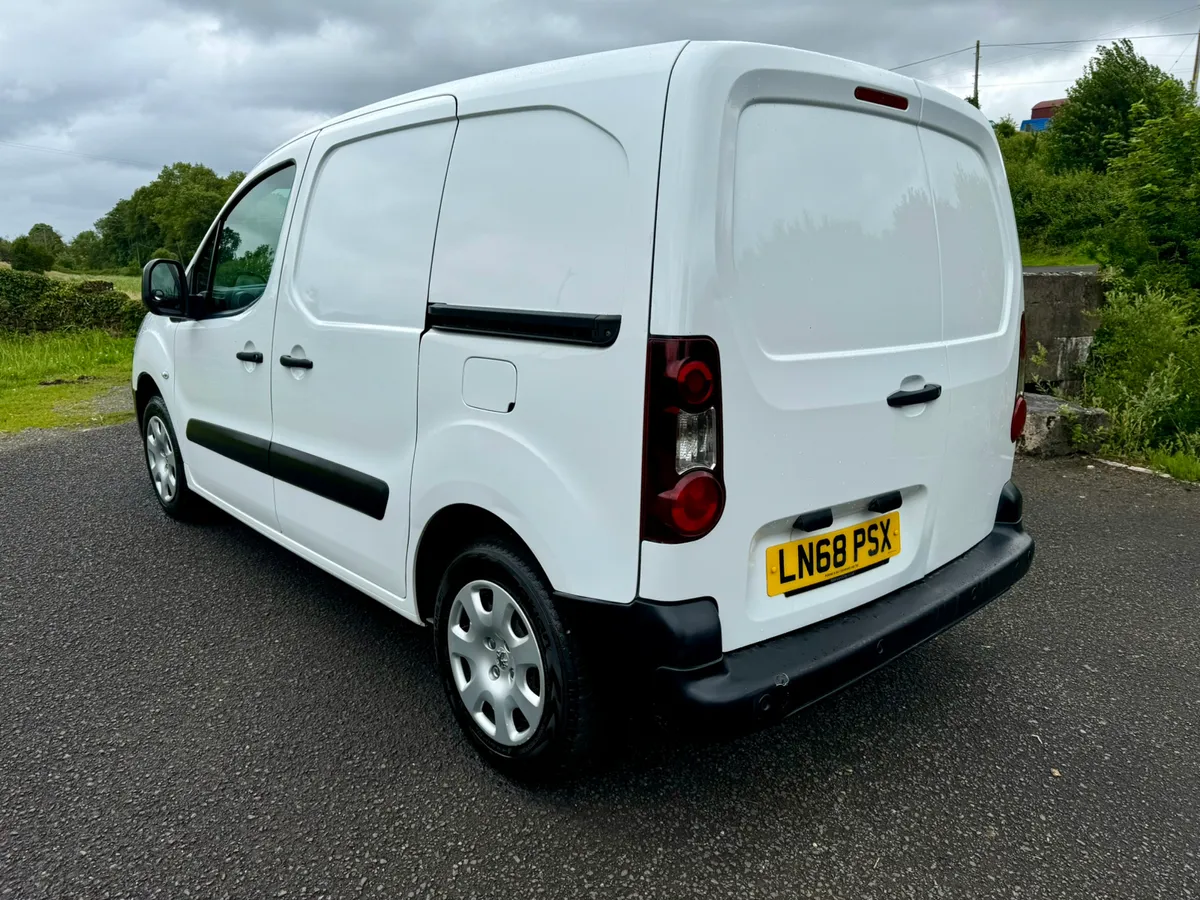Late 2018 Peugeot Partner Professional (VRT €280) - Image 4