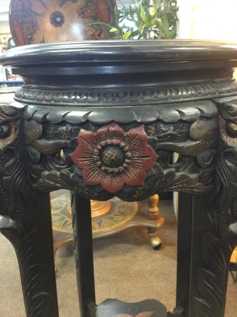 A Victorian ebonised stand - Image 2