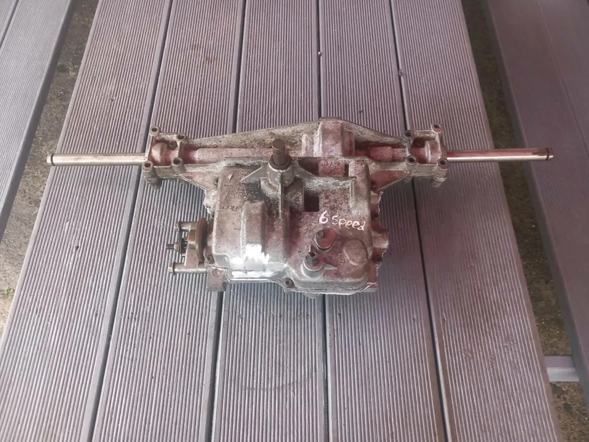 Spicer Dana manual gearbox for sale - Image 4