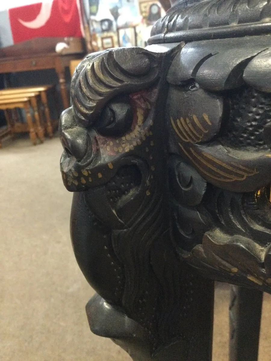 A Victorian ebonised stand - Image 4