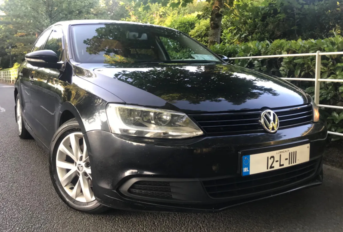 Volkswagen Jetta 1.6 TDI 105BHP TRENDLINE - Image 1