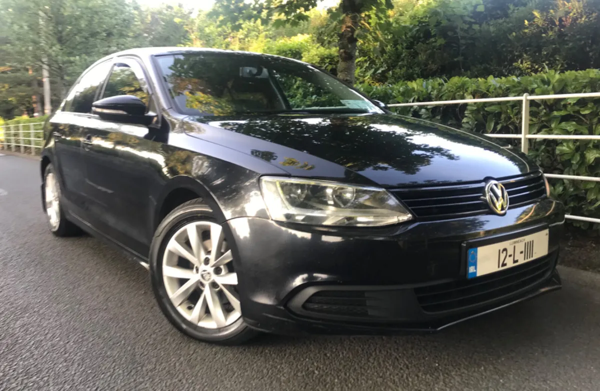Volkswagen Jetta 1.6 TDI 105BHP TRENDLINE - Image 2