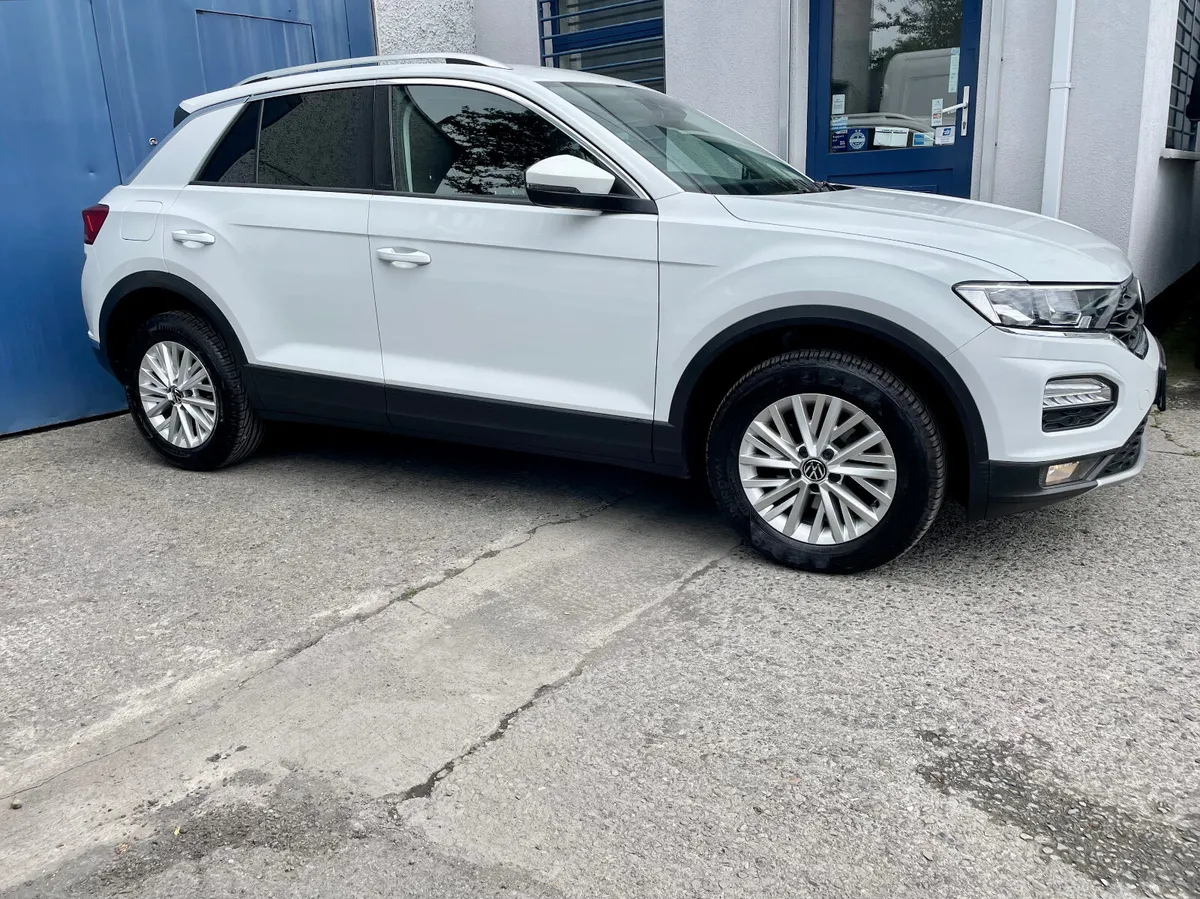 Volkswagen T-Roc 2.0TDI 115PS 2 Seat Van,2021 - Image 2