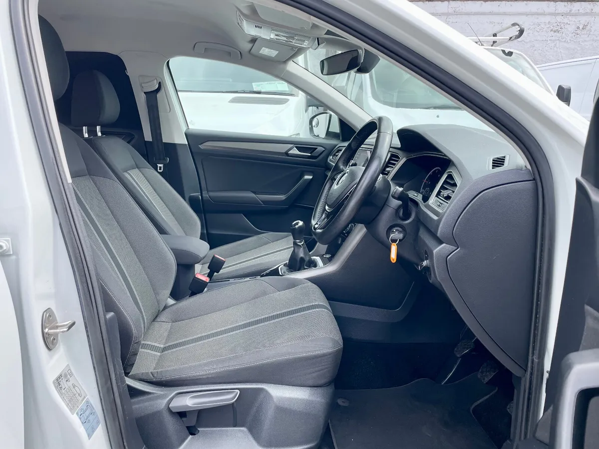 Volkswagen T-Roc 2.0TDI 115PS 2 Seat Van,2021 - Image 4