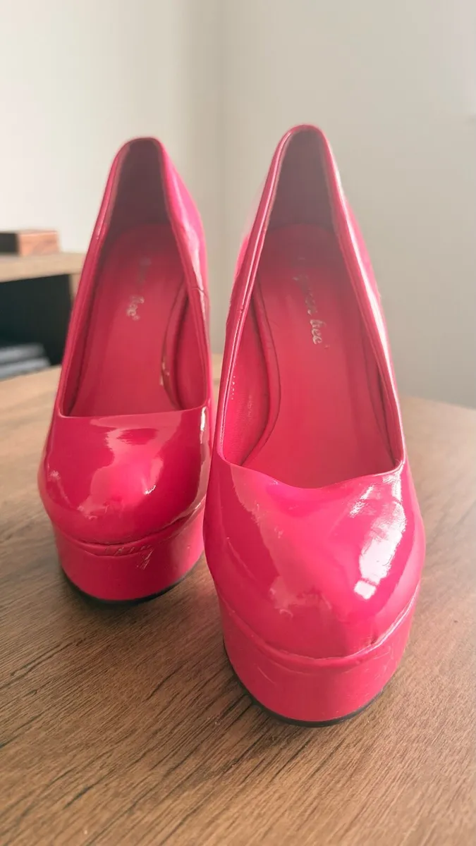 Bright Pink High-Heeled Shoes - Image 1