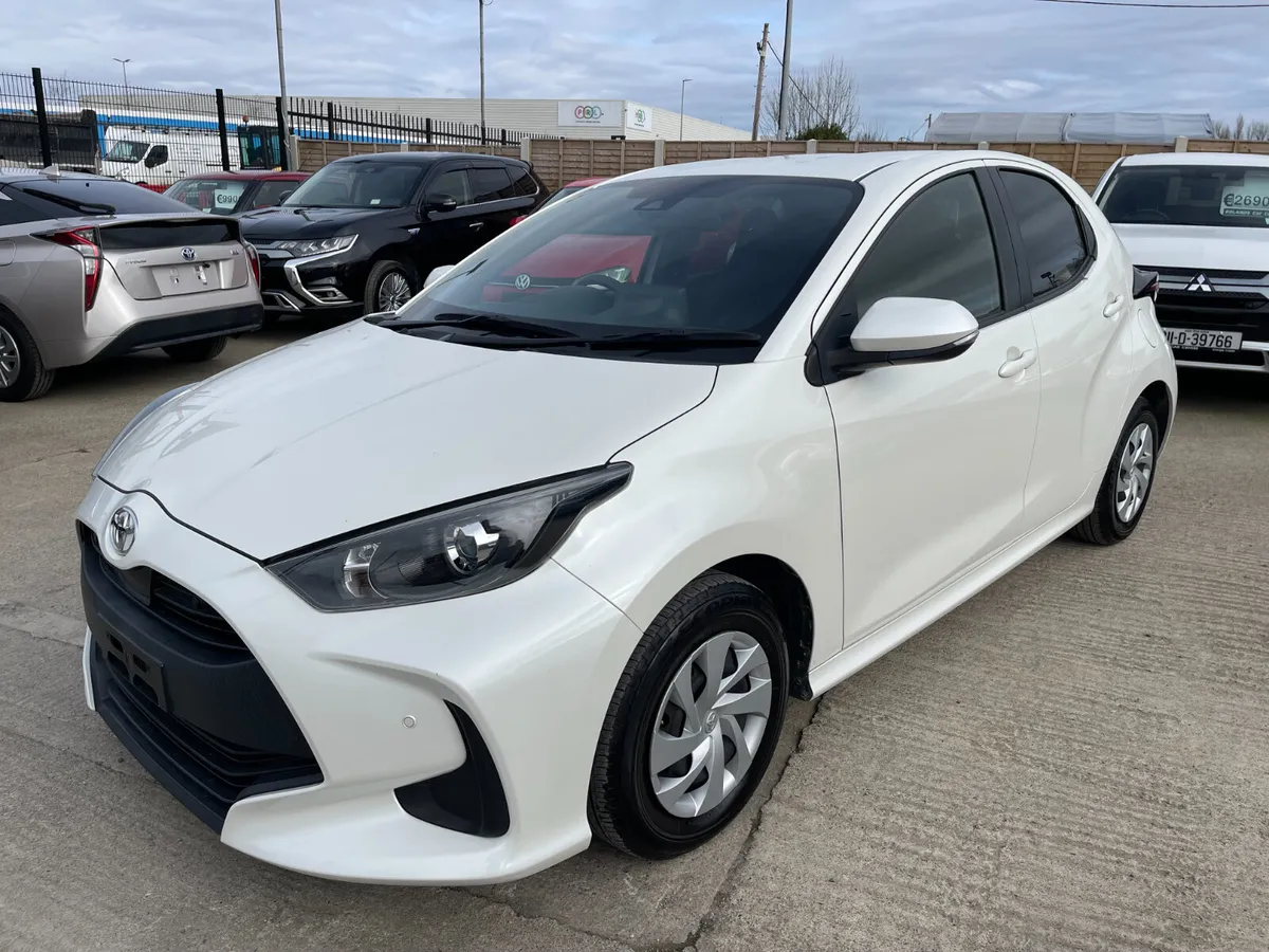 201 Toyota Yaris 1.0 Automatic 5dr Model - Image 4