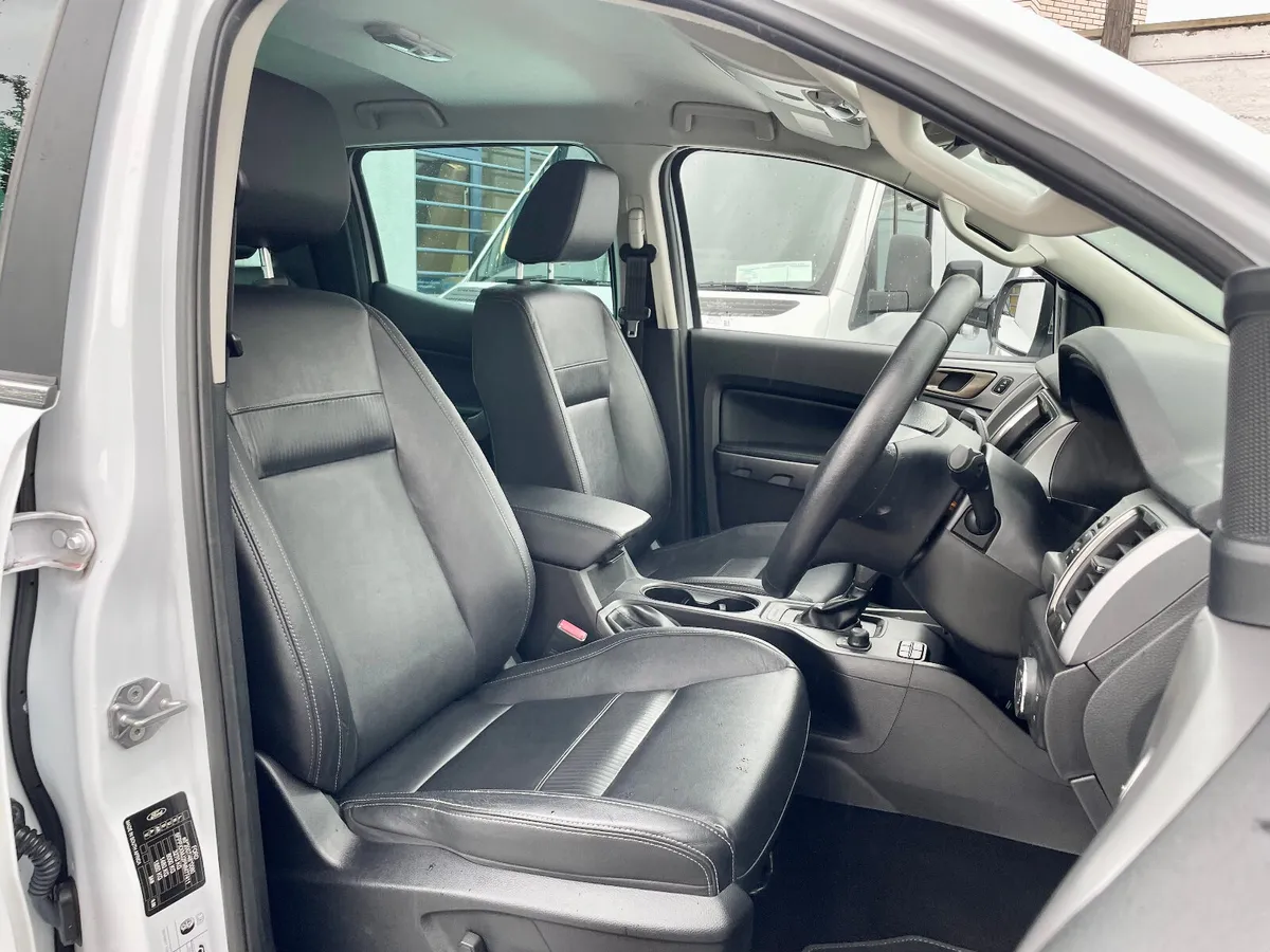 Ford Ranger Limited 2.0TDCI 213BHP 4WD AUTO,2021 - Image 4