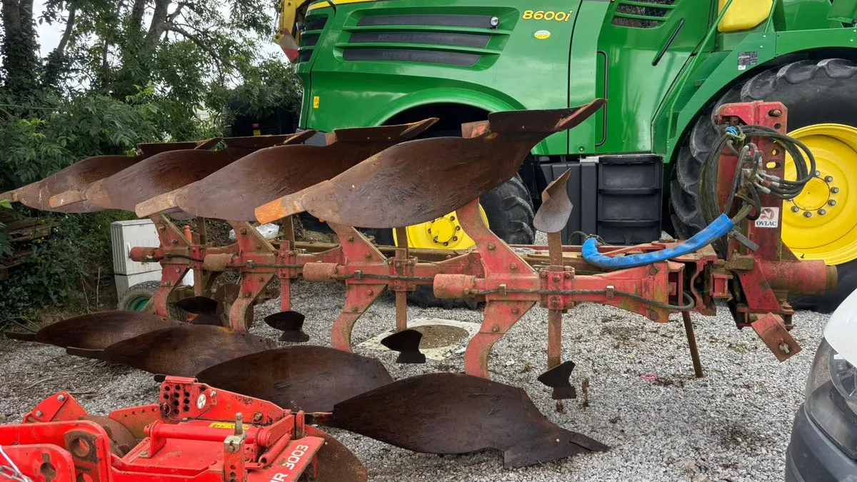 4 Furrow Ovlac Vari Width Plough - Image 1