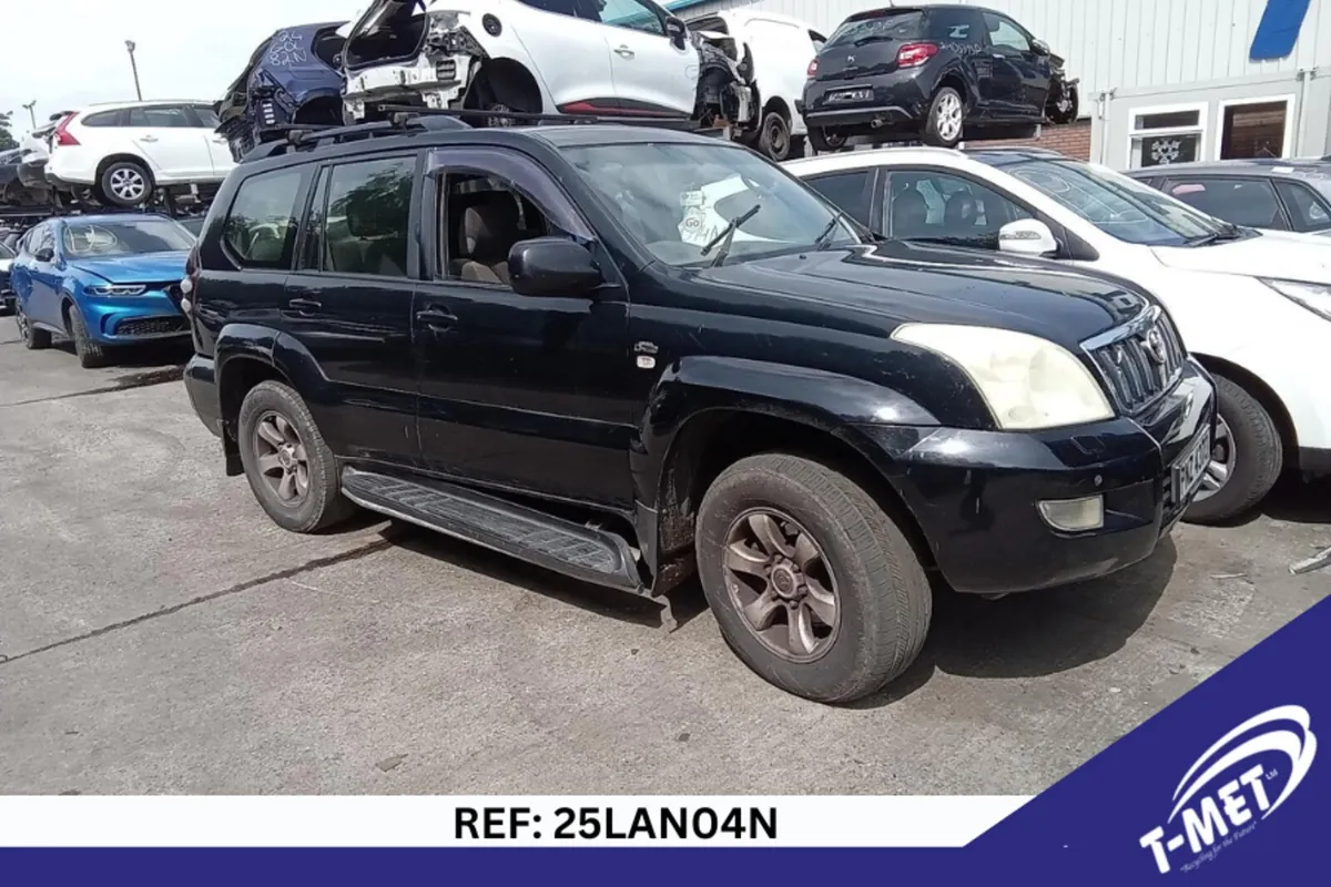2006 TOYOTA LAND CRUISER  BREAKING FOR PARTS - Image 1