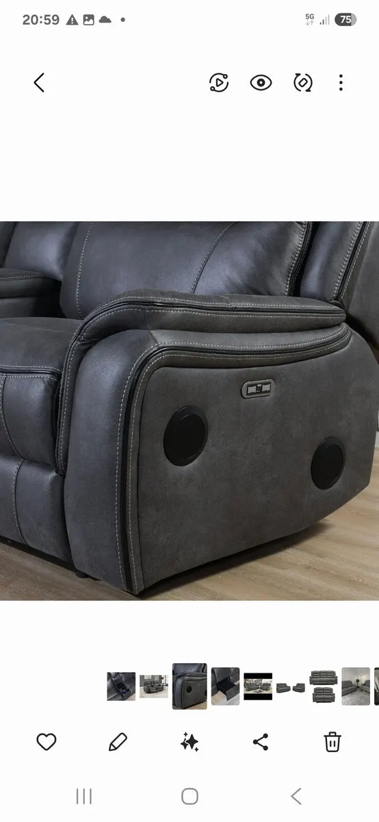 Brand new phoenix recliner couch reduced