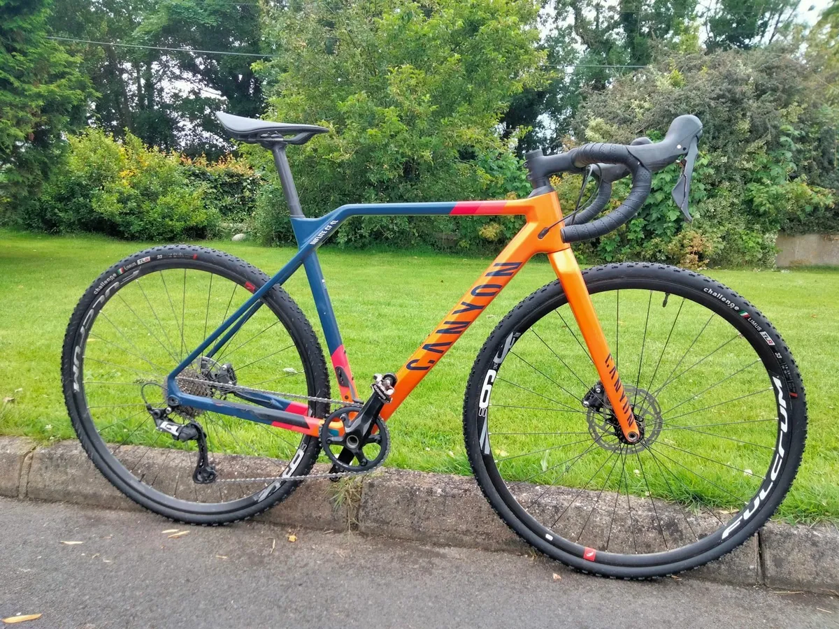 Canyon Inflite CF SL 6 Carbon Cyclocross Bike - Image 1