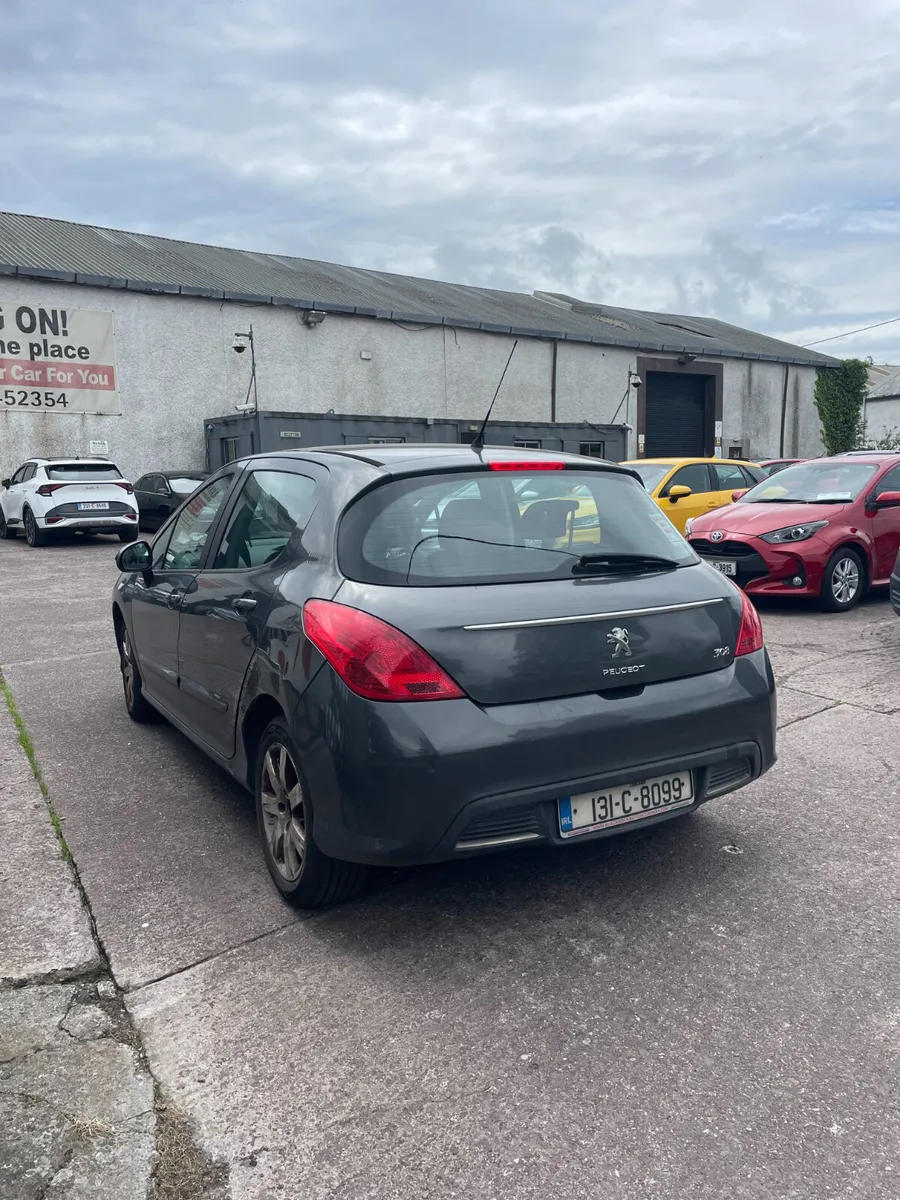 Peugeot 308 2013 - Image 3