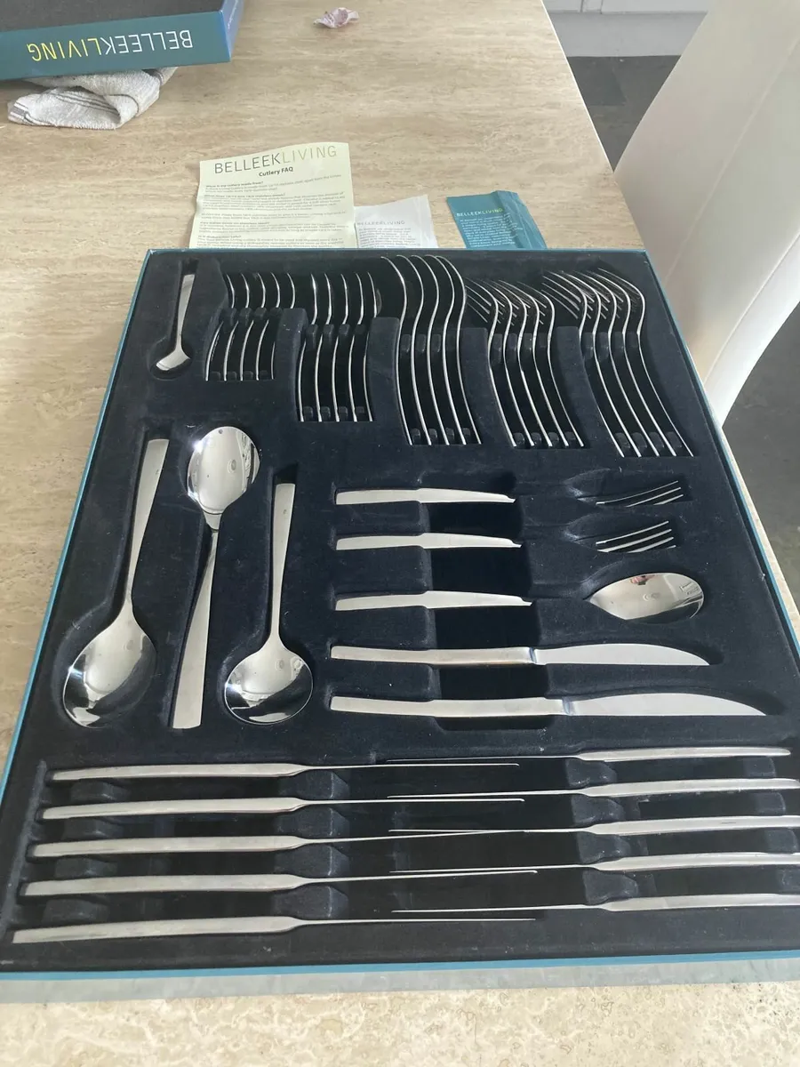 Belleek Cutlery Set.