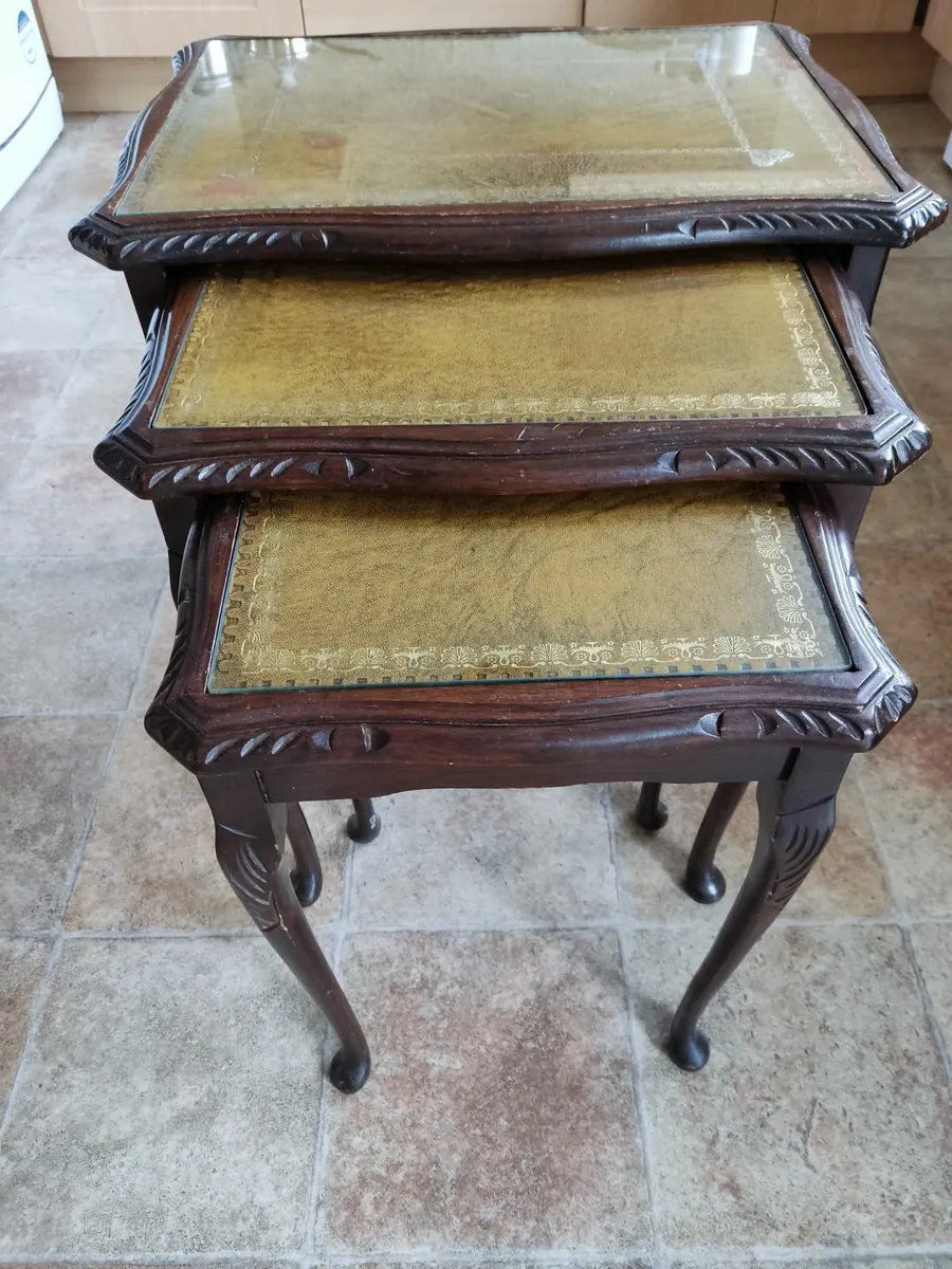 Nest of tables - Image 3