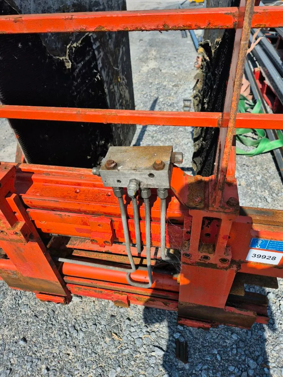 Forklift  clamp - Image 2