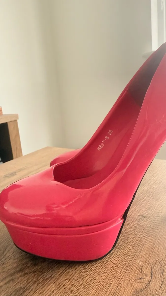 Bright Pink High-Heeled Shoes - Image 4