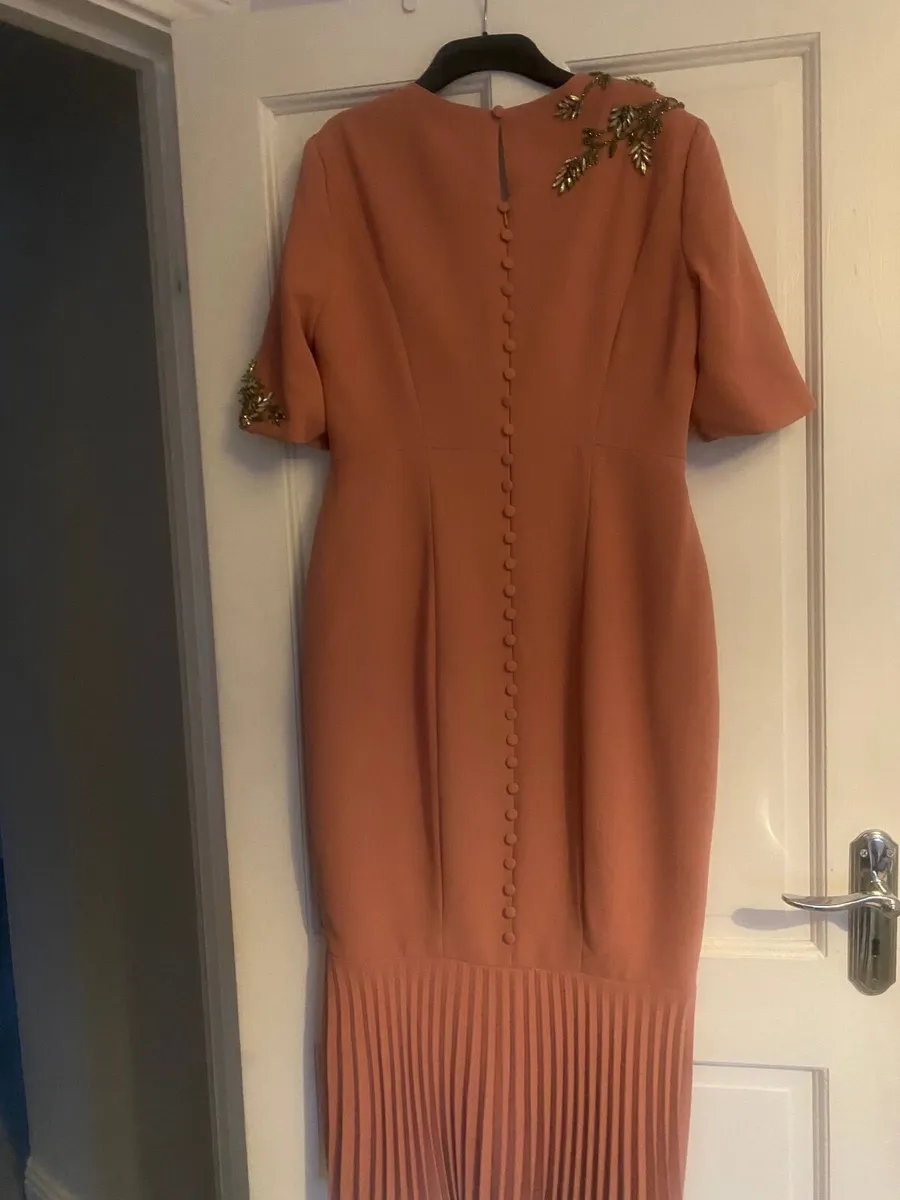 Mother of the groom dress - Image 3