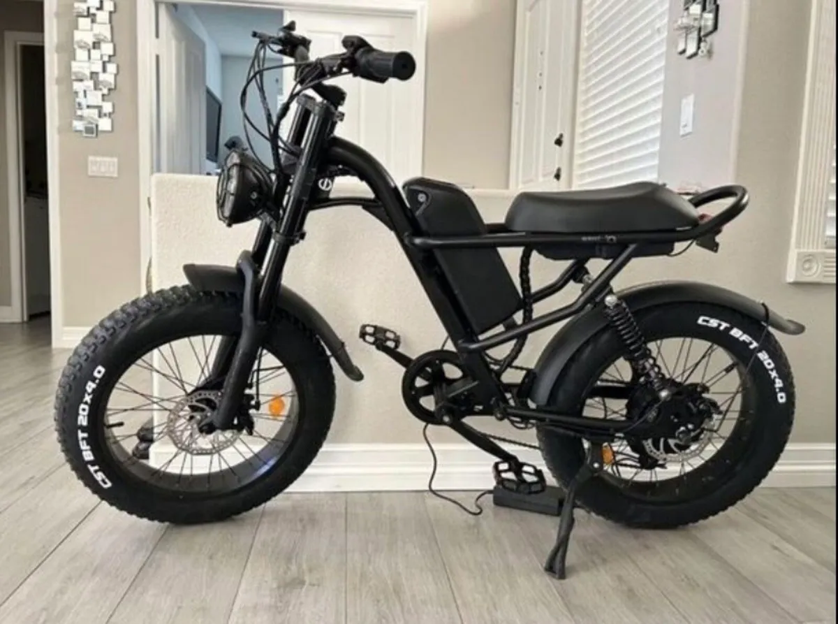 CLEARANCE - LAST ONE - M63 Electric Fat Bike - Image 1