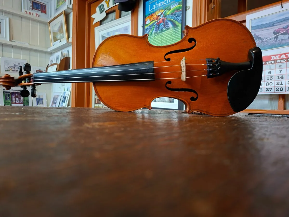 Violin - Image 4