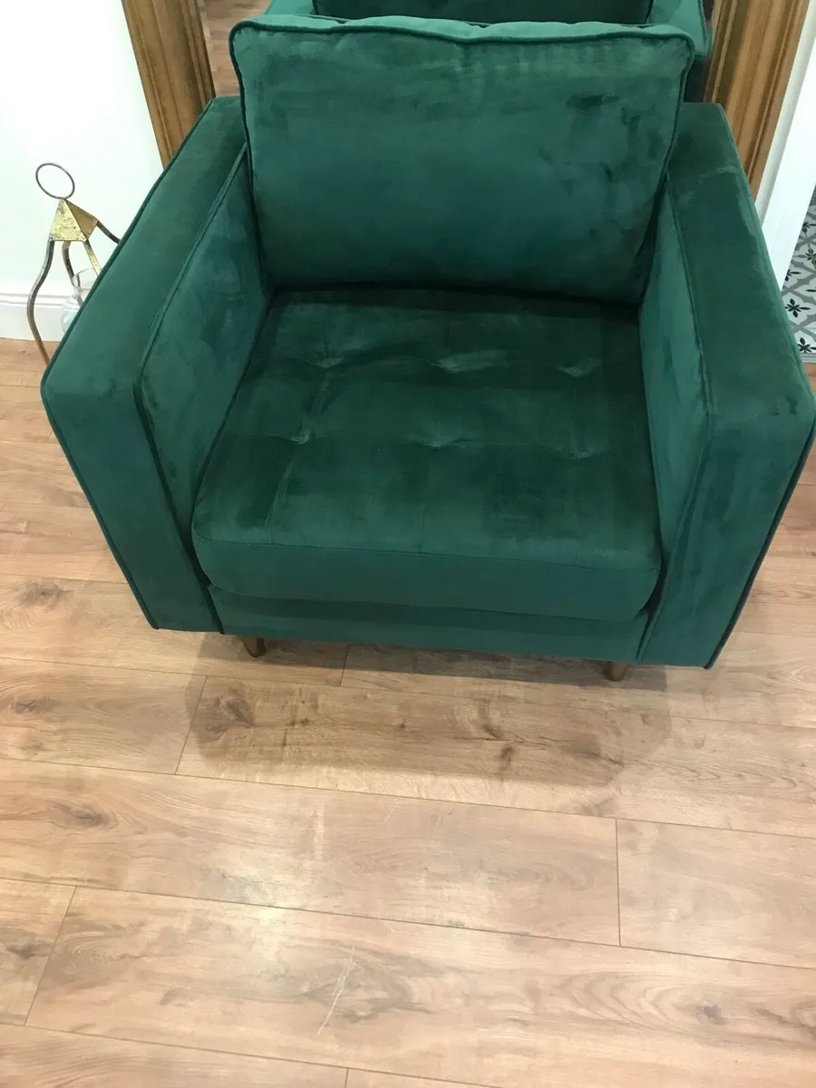 Fantastic Green square armchair - Image 3