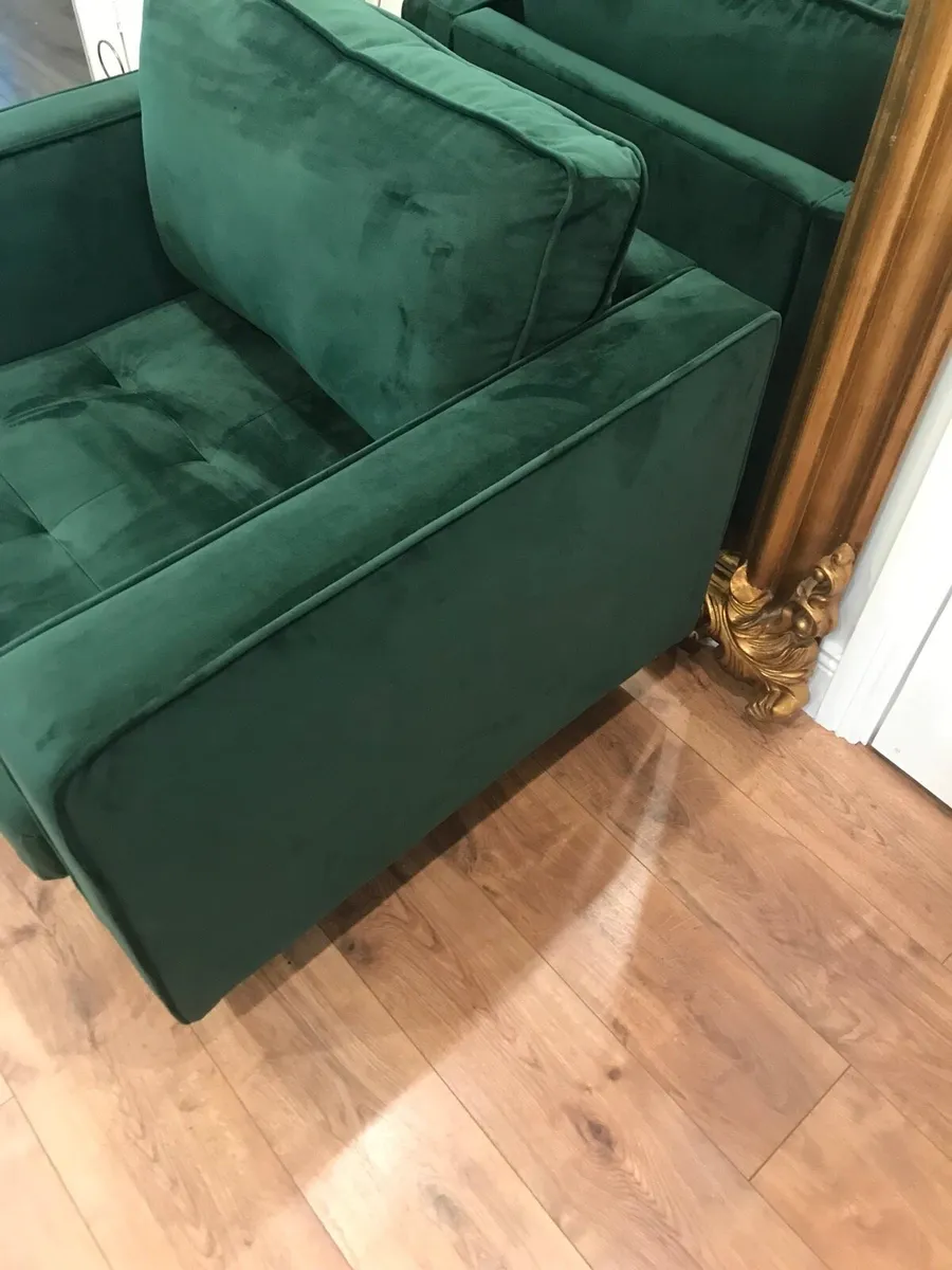 Fantastic Green square armchair - Image 4