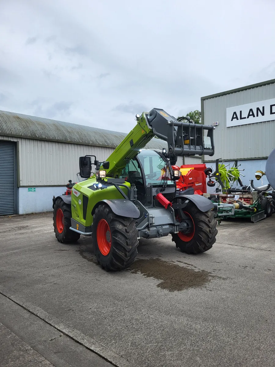 Claas Scorpion 736 NEW - Image 2