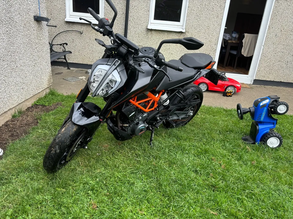 Ktm duke 390 - Image 2