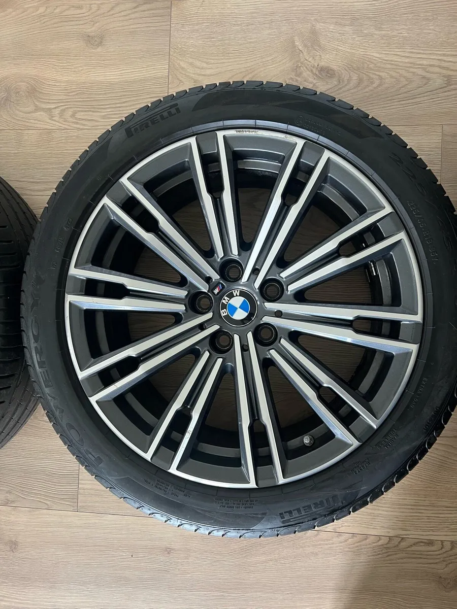 BMW Genuine 18” Alloy Wheels + Tyres - Image 3