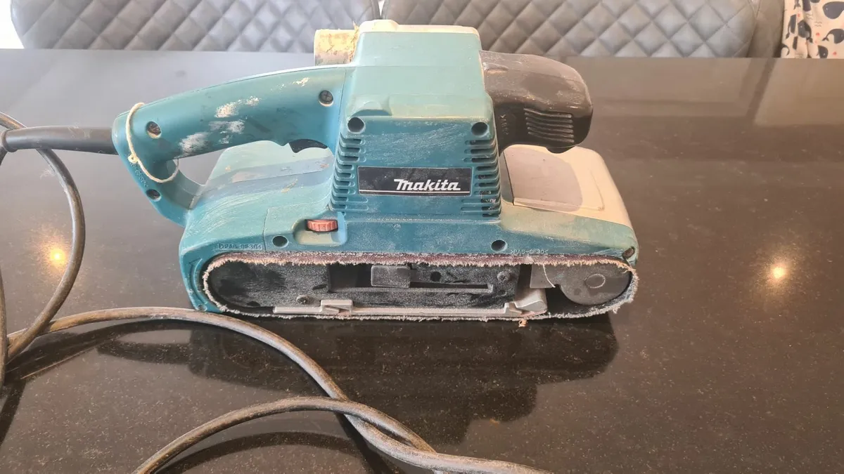 Makita 9404 110 v - Image 1