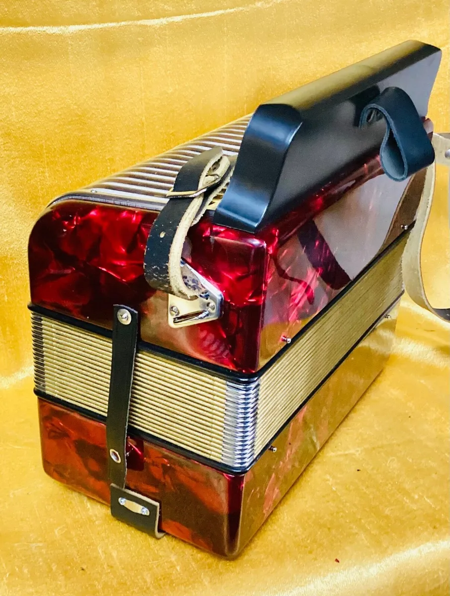 HOHNER B/C DOUBLE RAY BLACK DOT BUTTON ACCORDION - Image 3