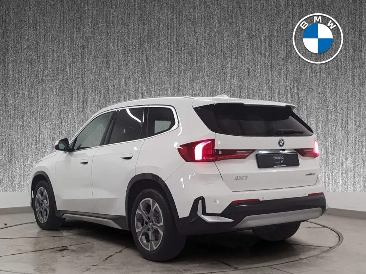 BMW iX1 Edrive20 Xline - Image 3