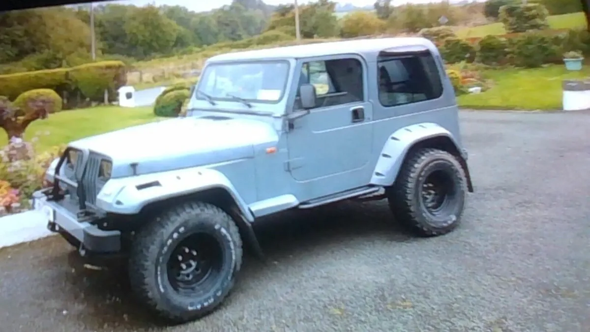 Jeep Wrangler 1993 - Image 3